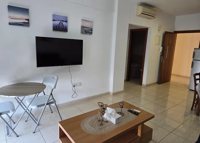 One Bedroom Aptm Λάρνακα